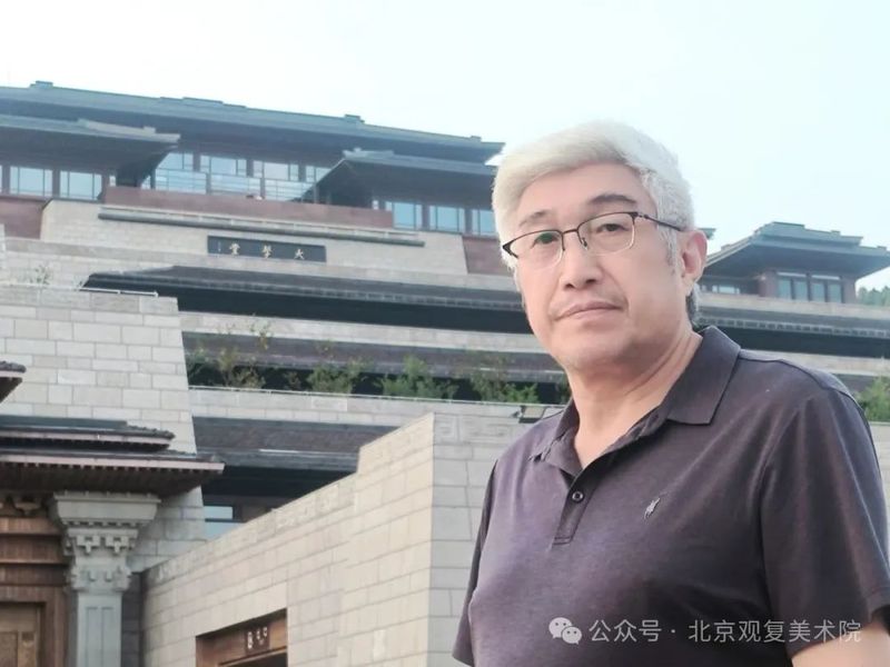 笔墨绘山河：黄堂军的山水艺术之路- 外交礼品展示网